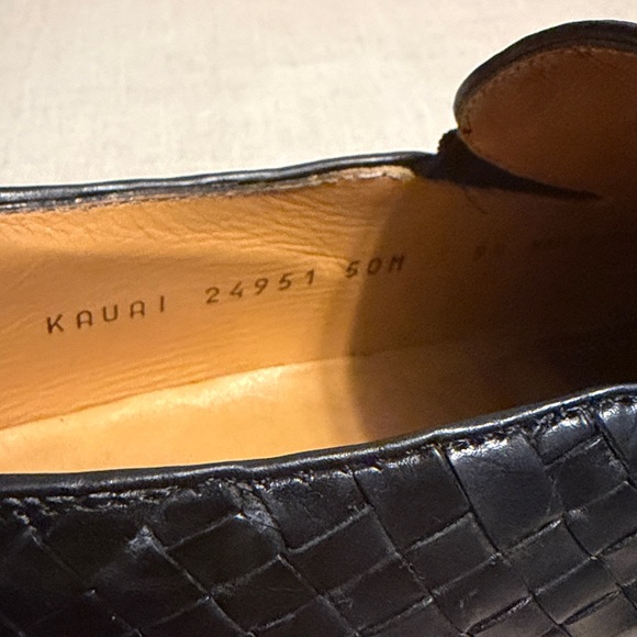 Mezlan Men’s Black Woven Leather Slip-On Loafers, Size 9.5